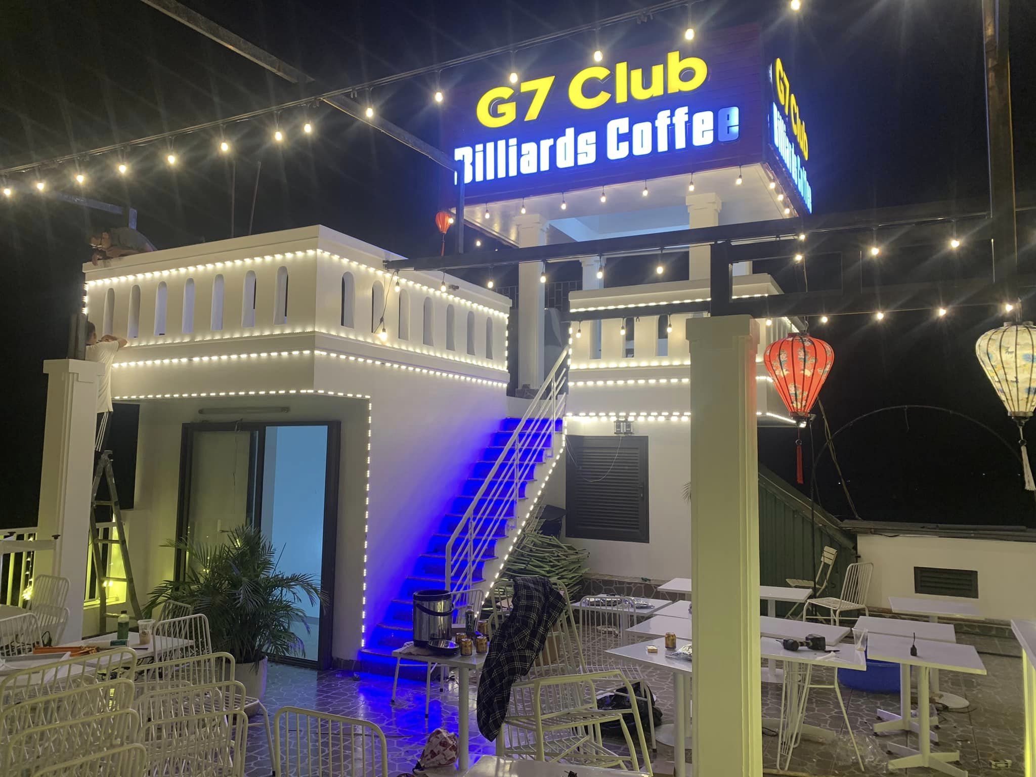 nhung-khu-vuc-trong-cua-hang-can-anh-sang-dac-biet