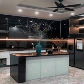 tai-sao-nen-lap-den-tu-trong-nha